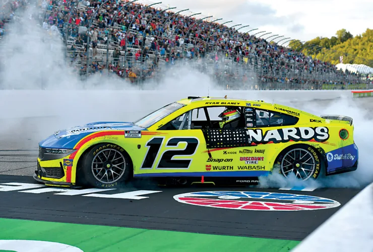 Ryan Blaney wins 2nd straight at New Hampshire